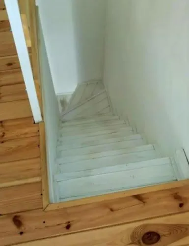 Cozy In Near Ruined Bars * Budapesta