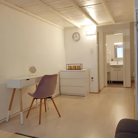 Cozy In Near Ruined Bars Appartement *