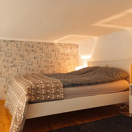 Cozy In Near Ruined Bars 布达佩斯